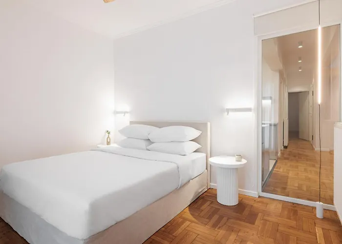 F & B Collection - Elegant 2 Bedroom