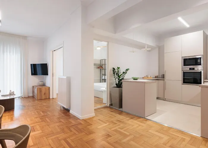 F & B Collection - Elegant 2 Bedroom Salonicco